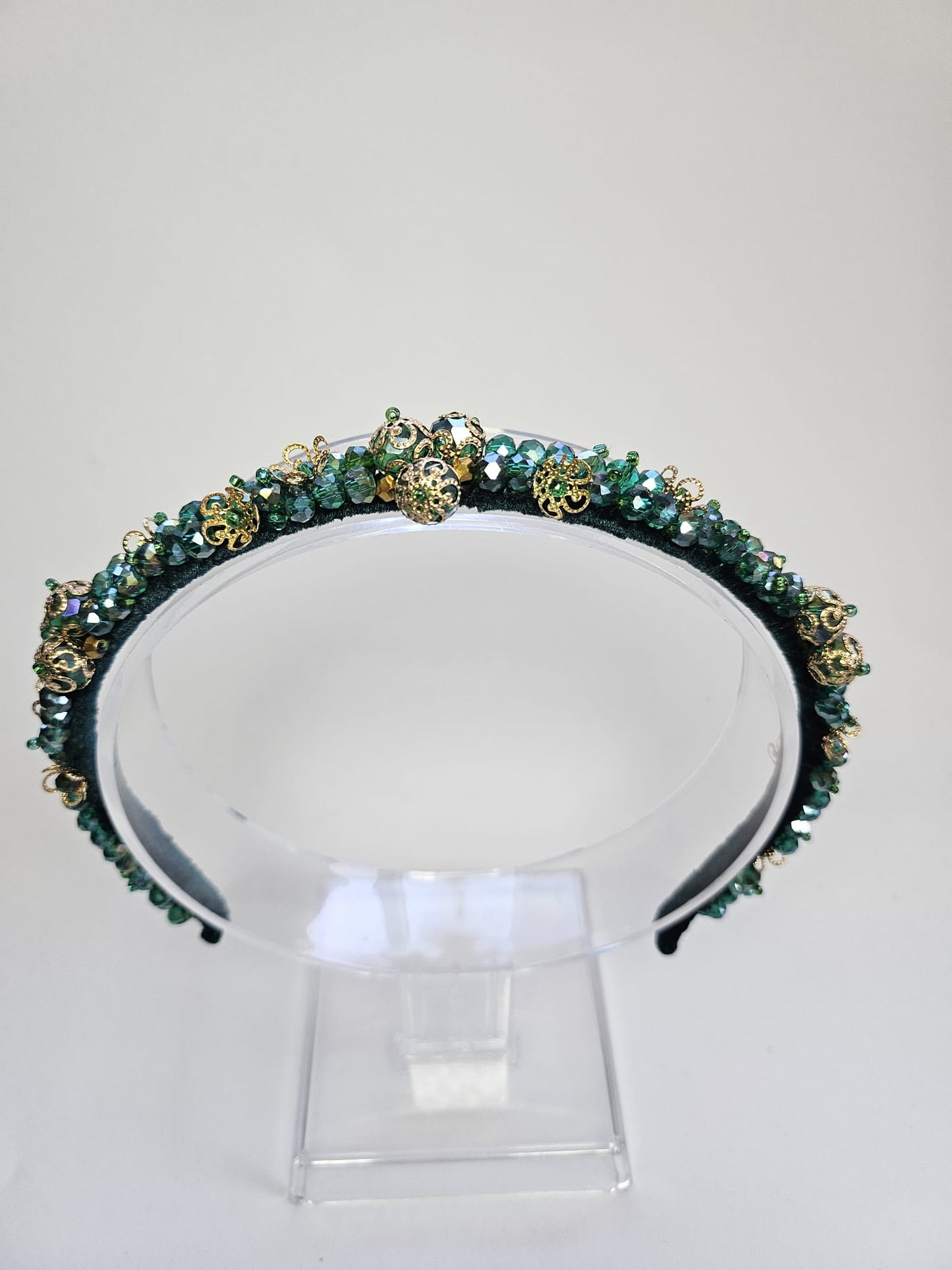 Cordeluta cu cristale